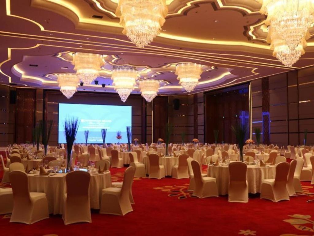 Wyndham Grand Plaza Royale Xianglin Shaoyang Hotel Exterior foto