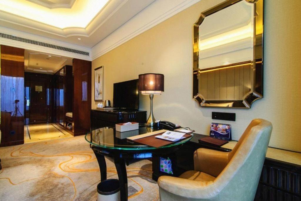 Wyndham Grand Plaza Royale Xianglin Shaoyang Hotel Exterior foto