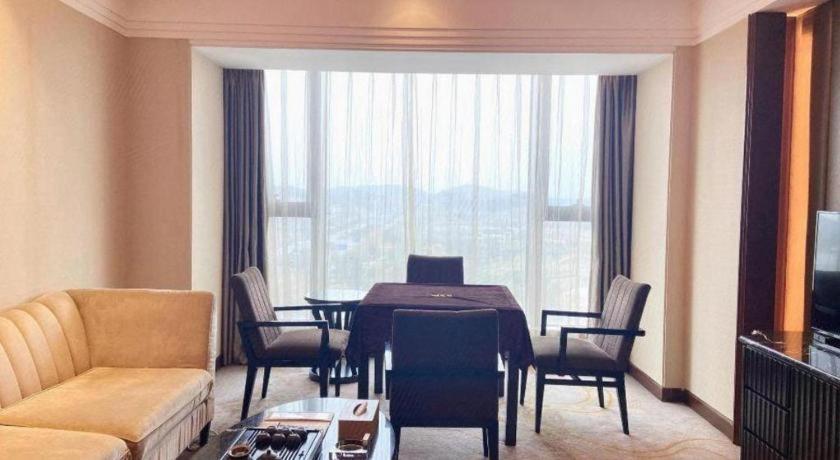 Wyndham Grand Plaza Royale Xianglin Shaoyang Hotel Exterior foto