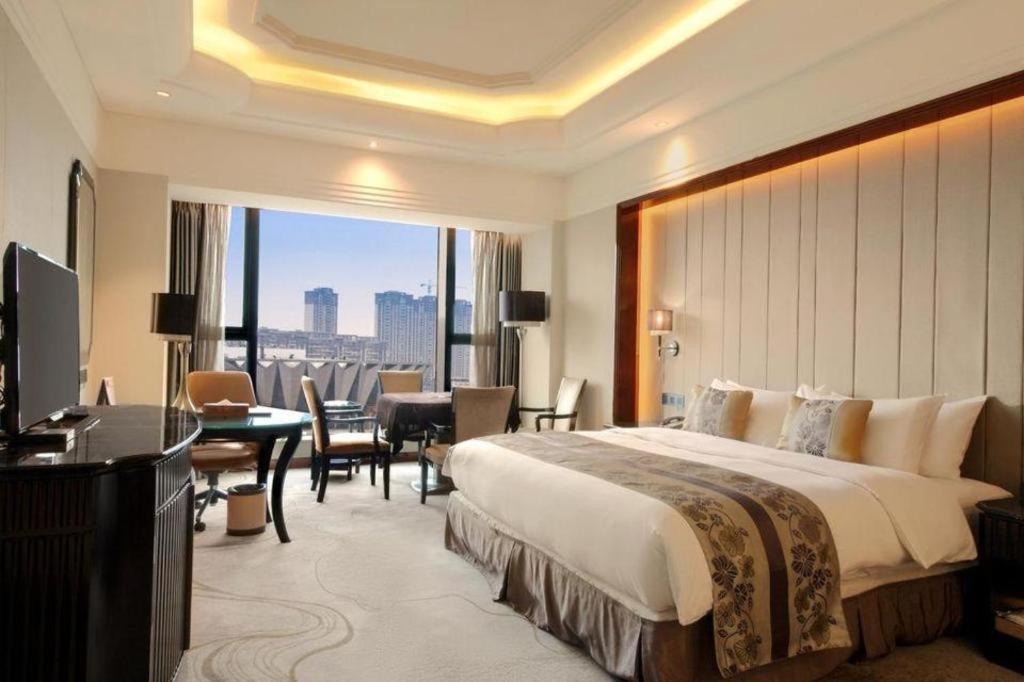 Wyndham Grand Plaza Royale Xianglin Shaoyang Hotel Exterior foto
