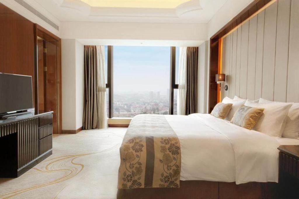 Wyndham Grand Plaza Royale Xianglin Shaoyang Hotel Exterior foto