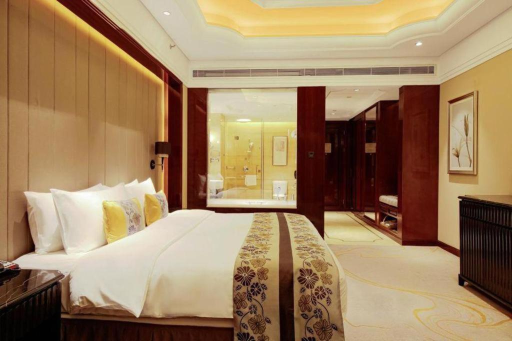 Wyndham Grand Plaza Royale Xianglin Shaoyang Hotel Exterior foto